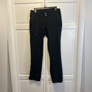 Columbia Full Leg Cargo Pants With Omni-Shield Size Women’s 8 Color Black